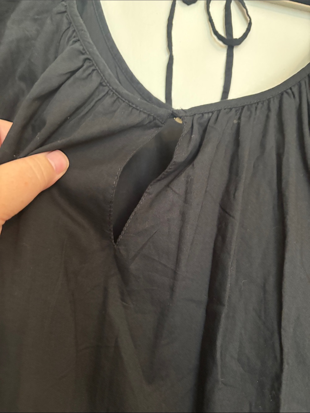 Old Navy Black Mini Dress with Scoop Neck and Puff Sleeves - Picture 7 of 9